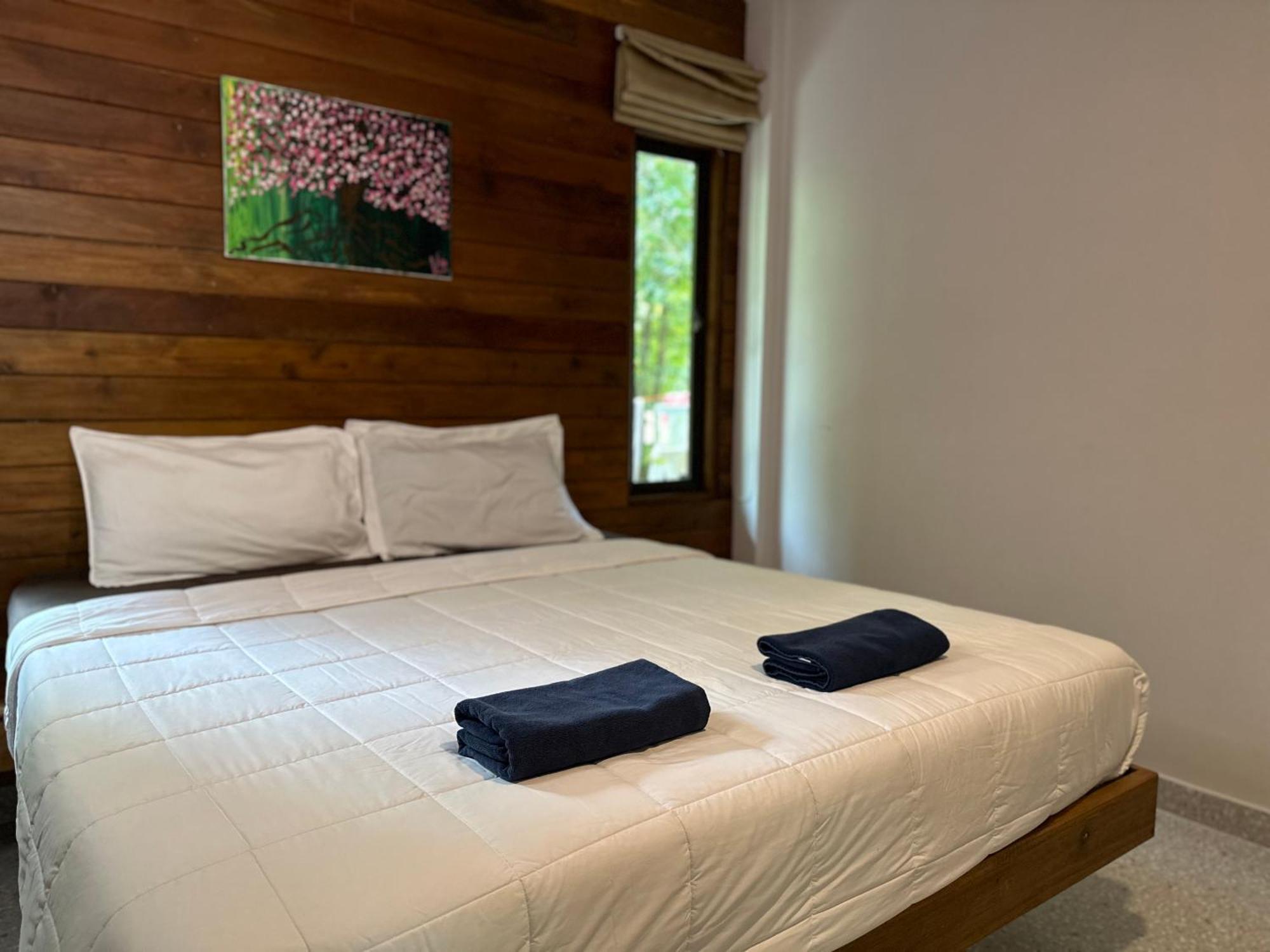 The Zohan Resort & Travel Agency Wok Tum Room photo
