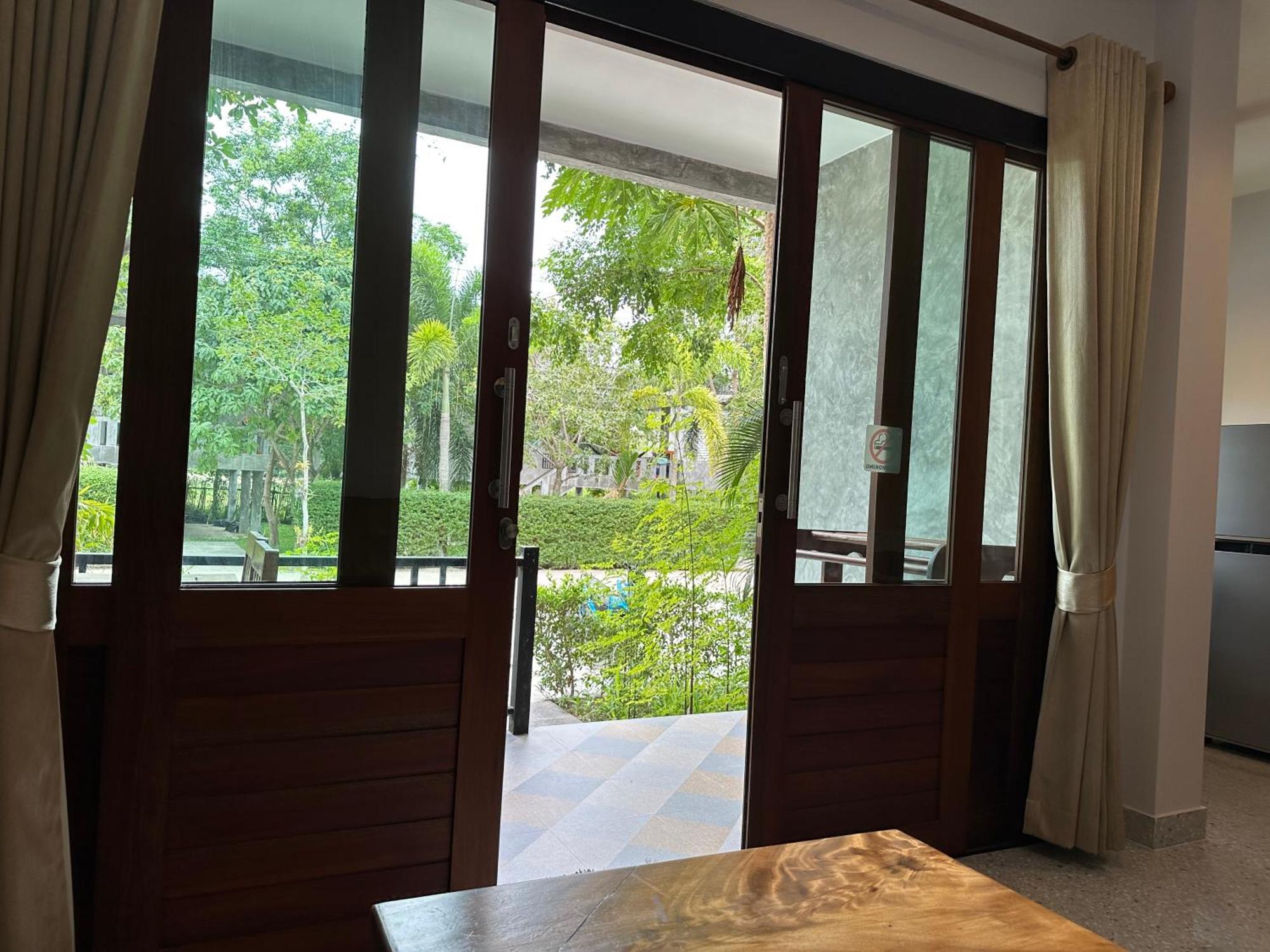 The Zohan Resort & Travel Agency Wok Tum Room photo